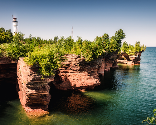 WI lake cliffs